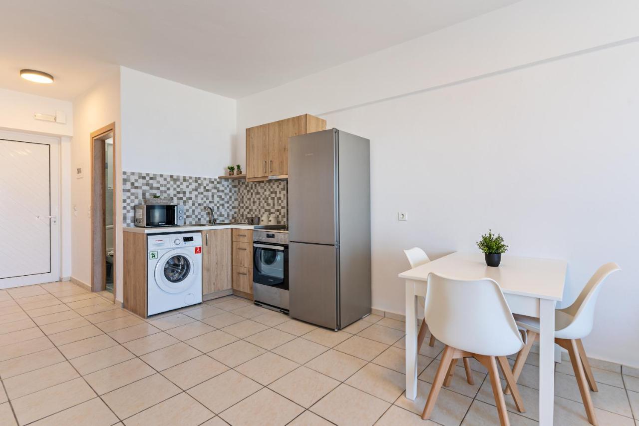 Azure Seaside Apts Magnisía المظهر الخارجي الصورة