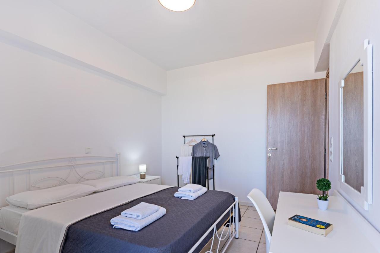 Azure Seaside Apts Magnisía المظهر الخارجي الصورة