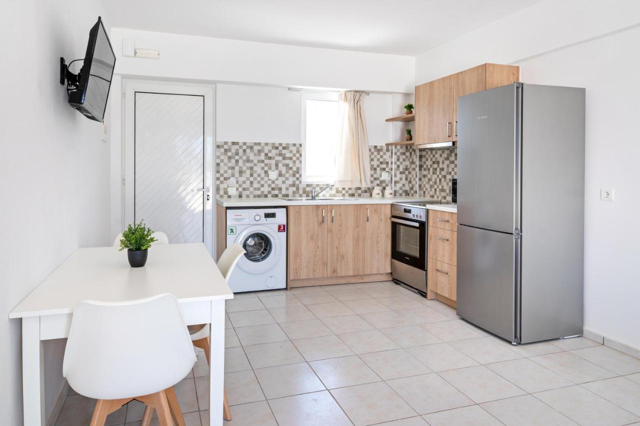 Azure Seaside Apts Magnisía المظهر الخارجي الصورة