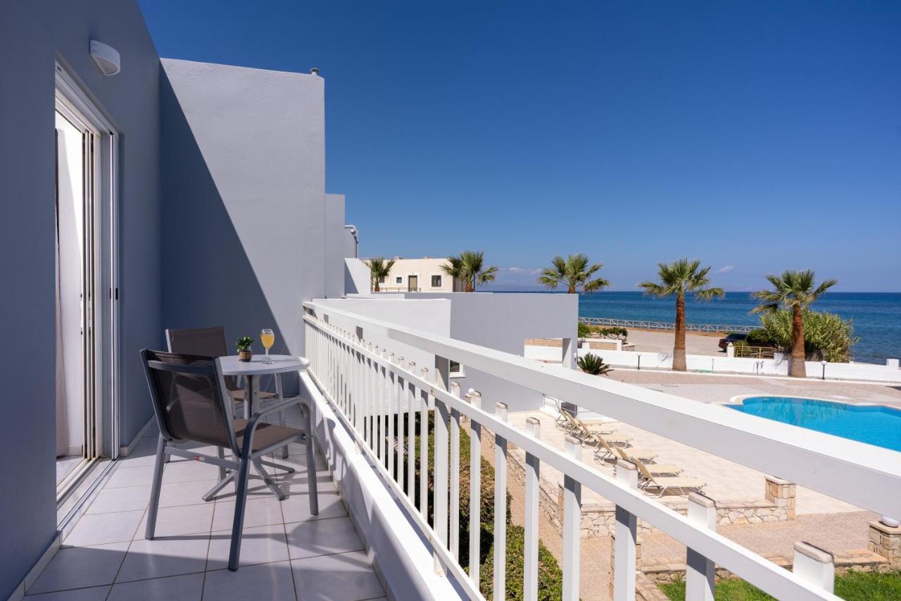 Azure Seaside Apts Magnisía المظهر الخارجي الصورة