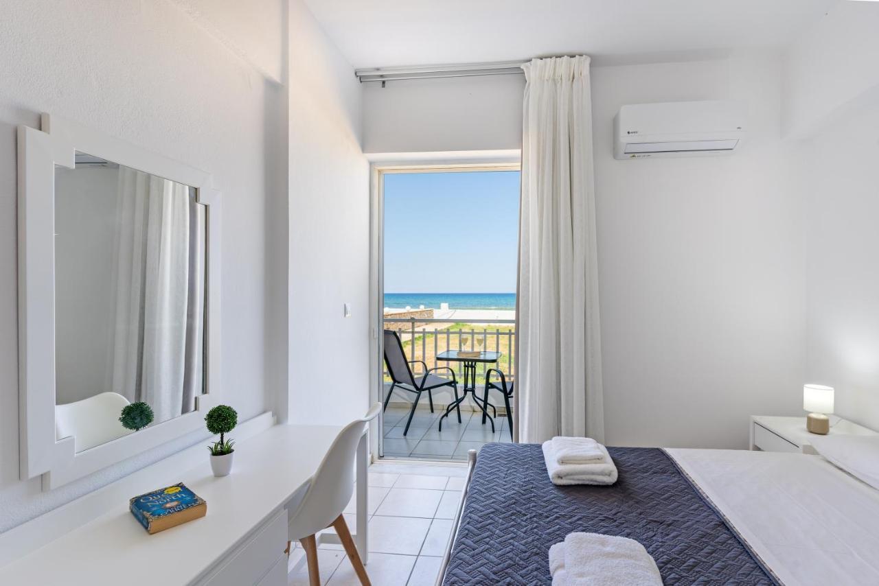 Azure Seaside Apts Magnisía المظهر الخارجي الصورة