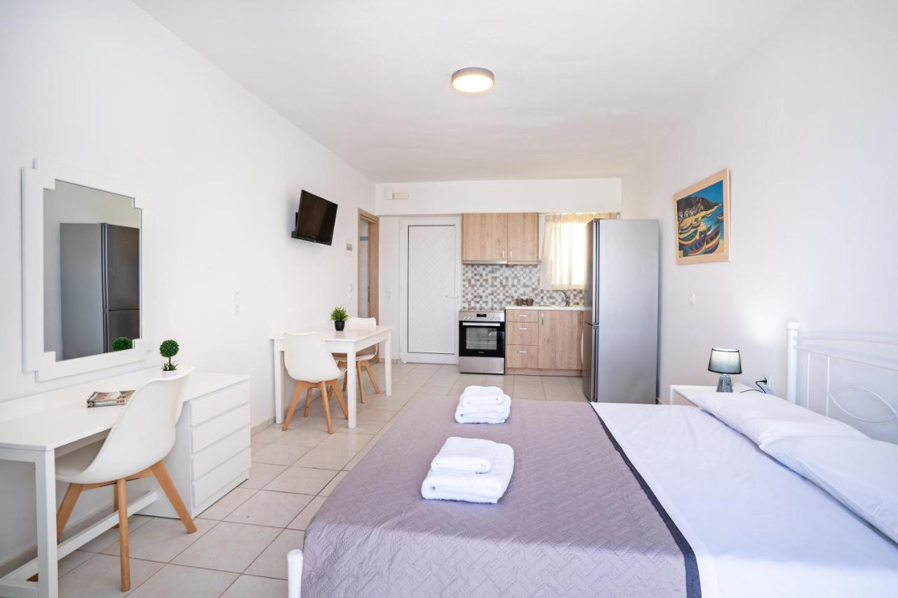 Azure Seaside Apts Magnisía المظهر الخارجي الصورة