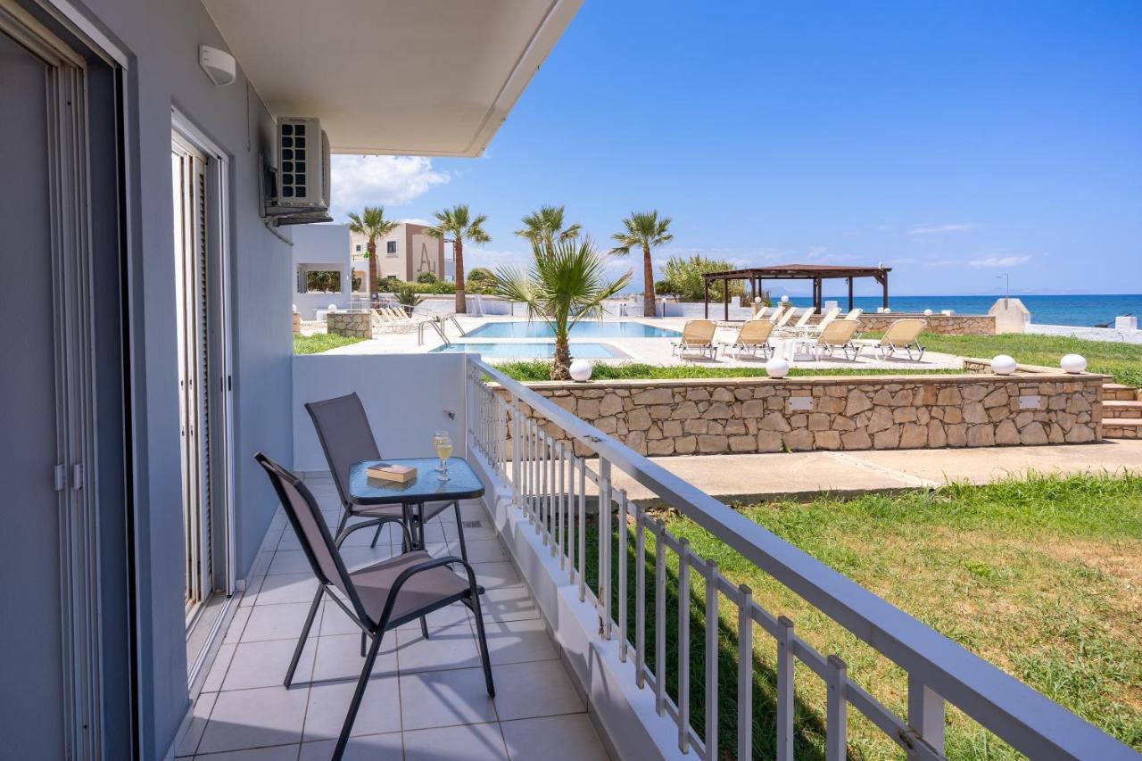 Azure Seaside Apts Magnisía المظهر الخارجي الصورة