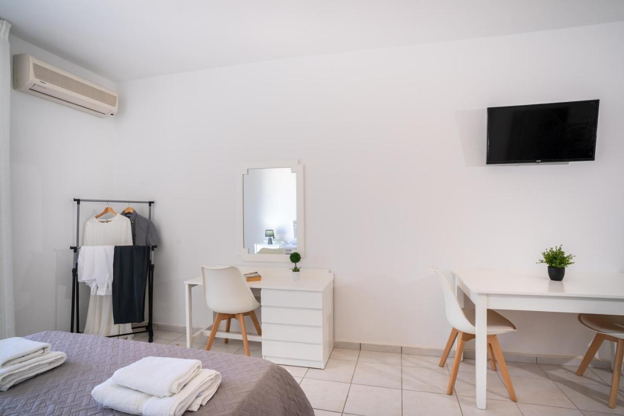 Azure Seaside Apts Magnisía المظهر الخارجي الصورة