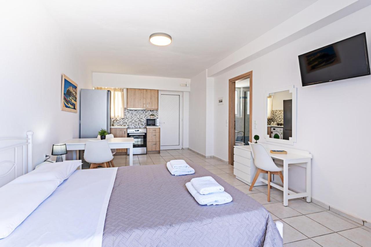 Azure Seaside Apts Magnisía المظهر الخارجي الصورة