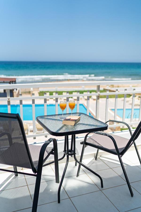 Azure Seaside Apts Magnisía المظهر الخارجي الصورة