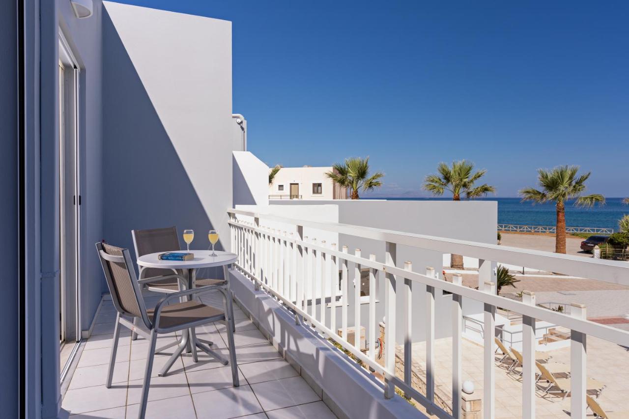 Azure Seaside Apts Magnisía المظهر الخارجي الصورة