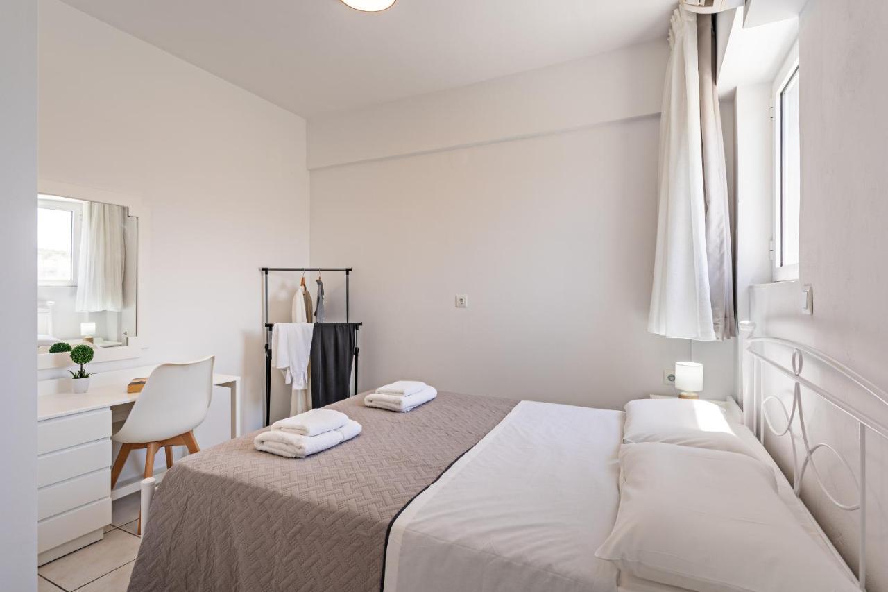 Azure Seaside Apts Magnisía المظهر الخارجي الصورة